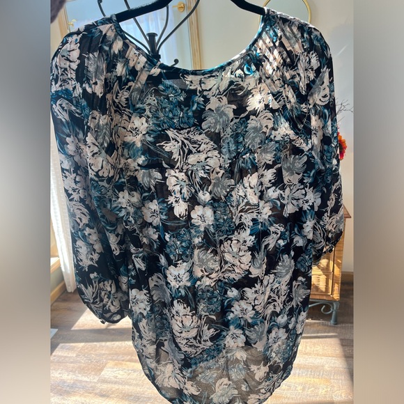 3/4 sleeve blouse size M - Picture 3 of 6